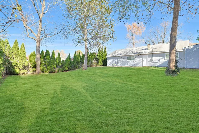 $315,000 | 74 Paddock Street, Montgomery, IL 60538