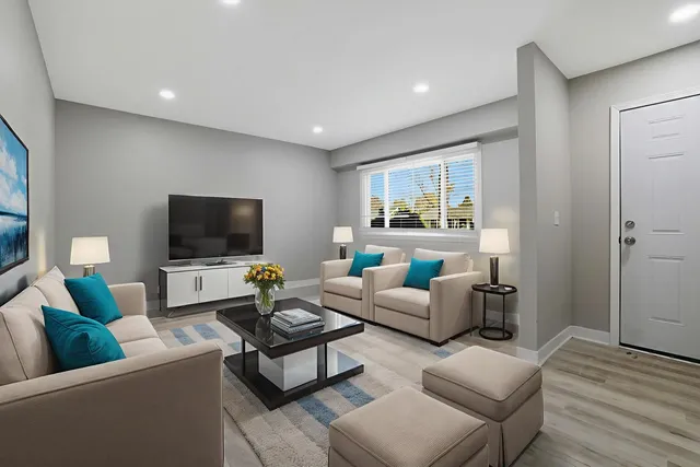 $315,000 | 74 Paddock Street, Montgomery, IL 60538