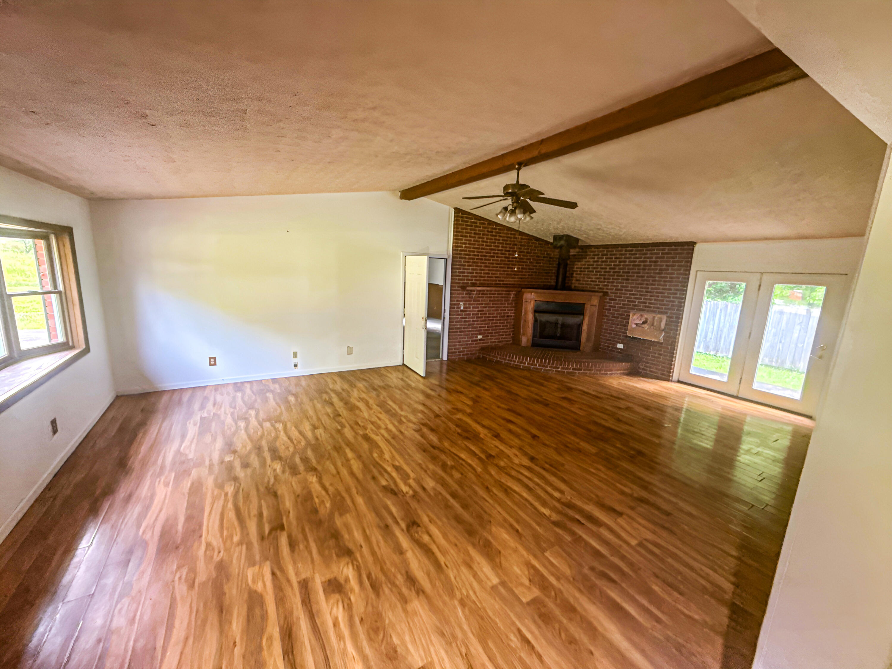 2101 Town Hl Road Jackson, KY 41339 - Photo 8 of 11 8-May 27 2026 09_43am-3fbv