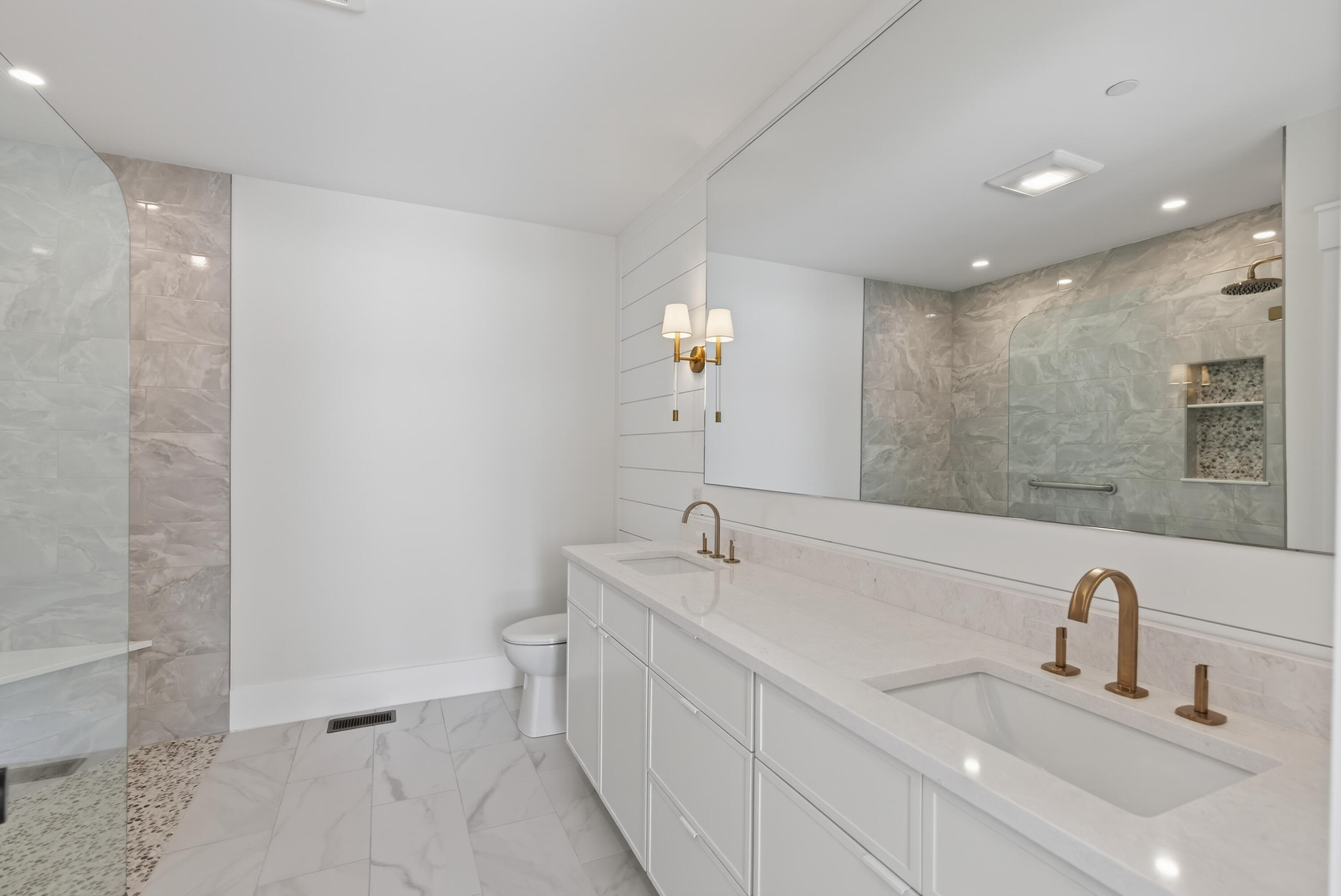 7 Isle Avenue, Unit 101 Saco, ME 04072 - Photo 25 of 47