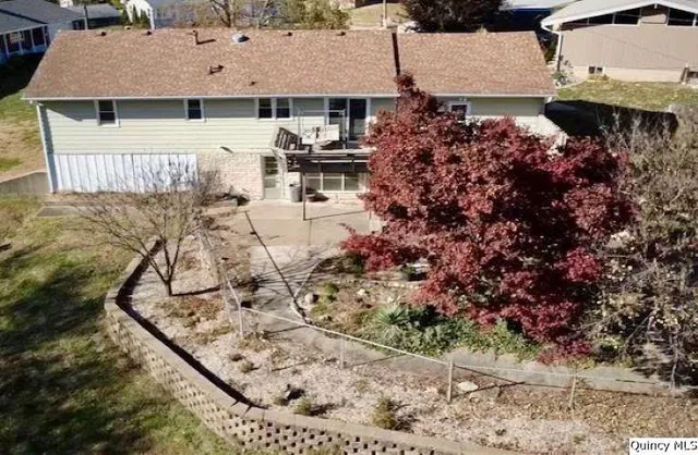 $209,000 | 2131 Sunnybrook Drive West, Quincy, IL 62301