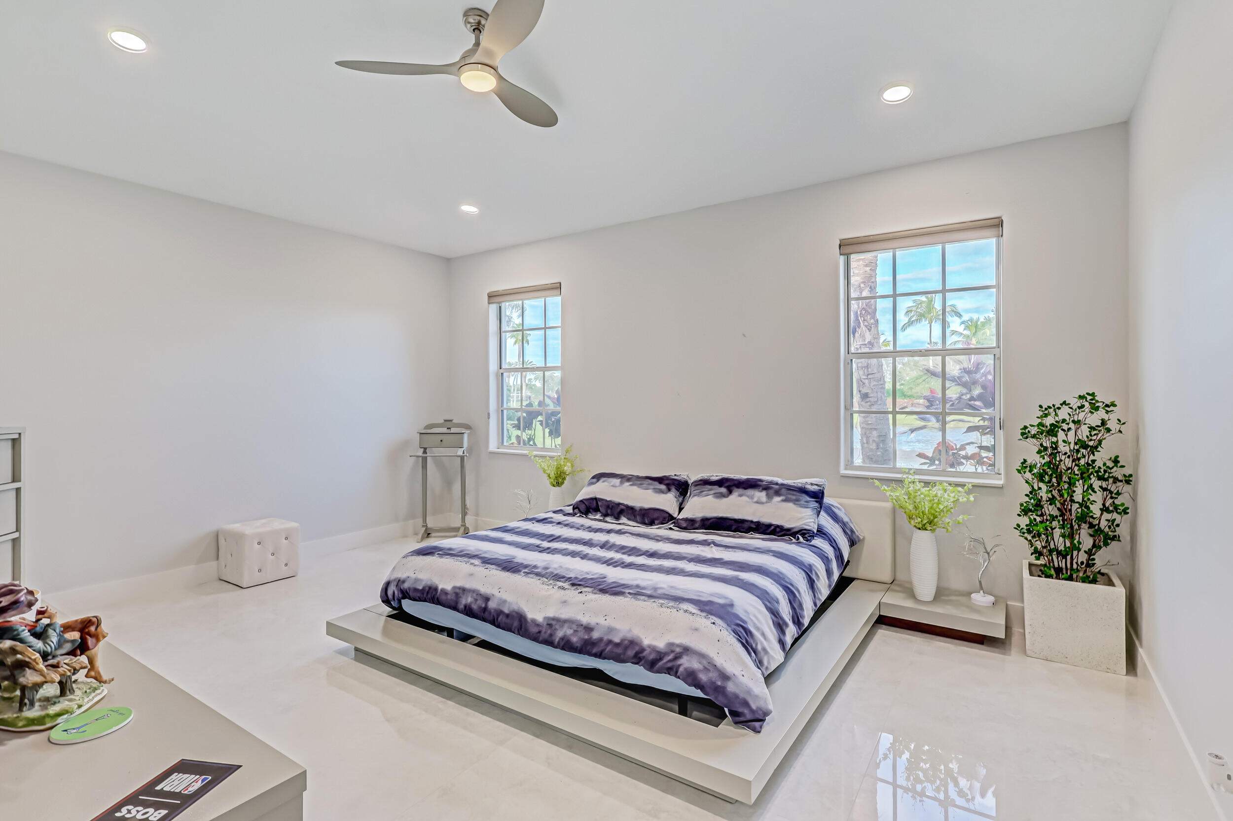 523 Eagleton Cove Trace Palm Beach Gardens, FL 33418 - Photo 21 of 43 Primary Bedroom