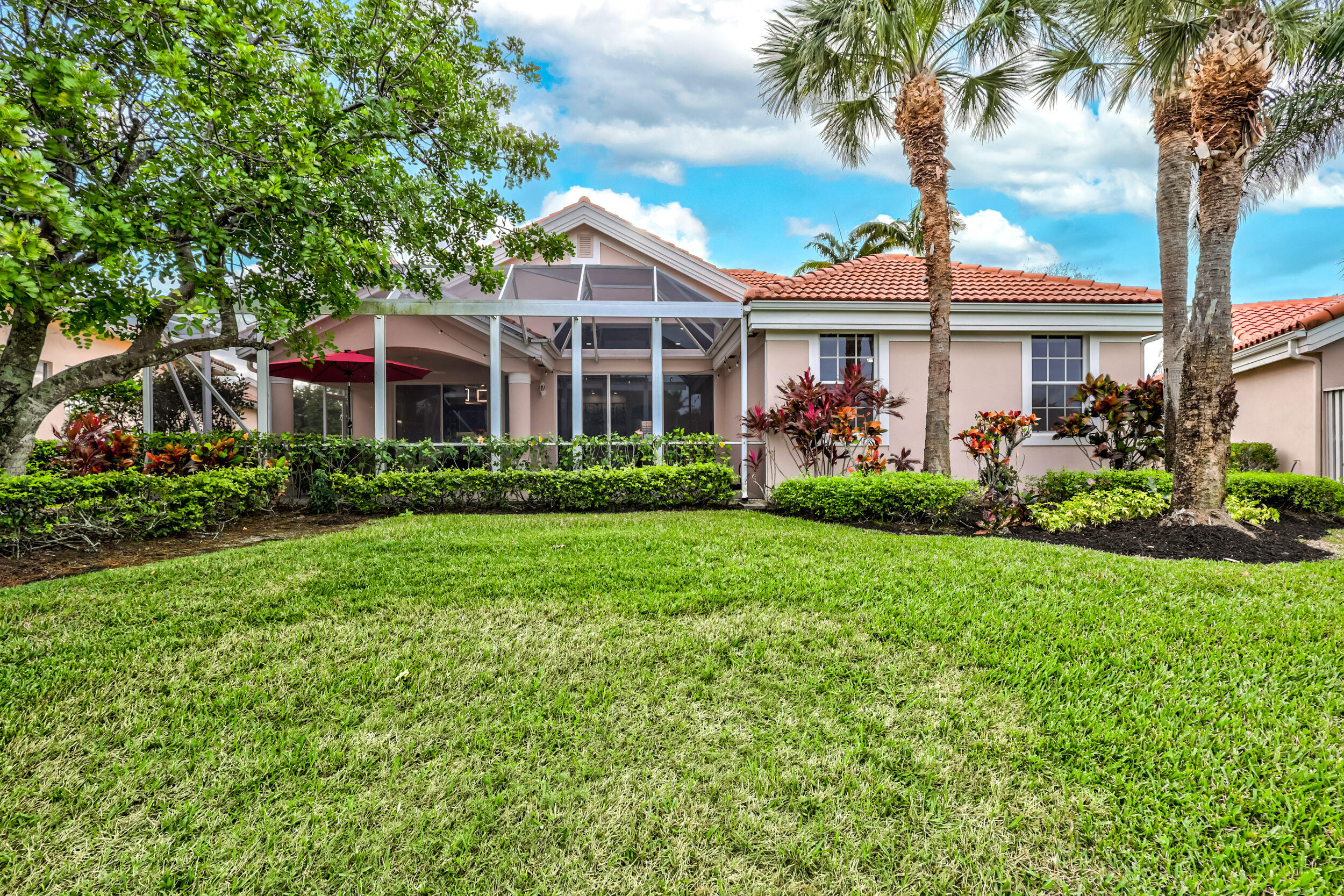 523 Eagleton Cove Trace Palm Beach Gardens, FL 33418 - Photo 4 of 43 View of Back Exterior