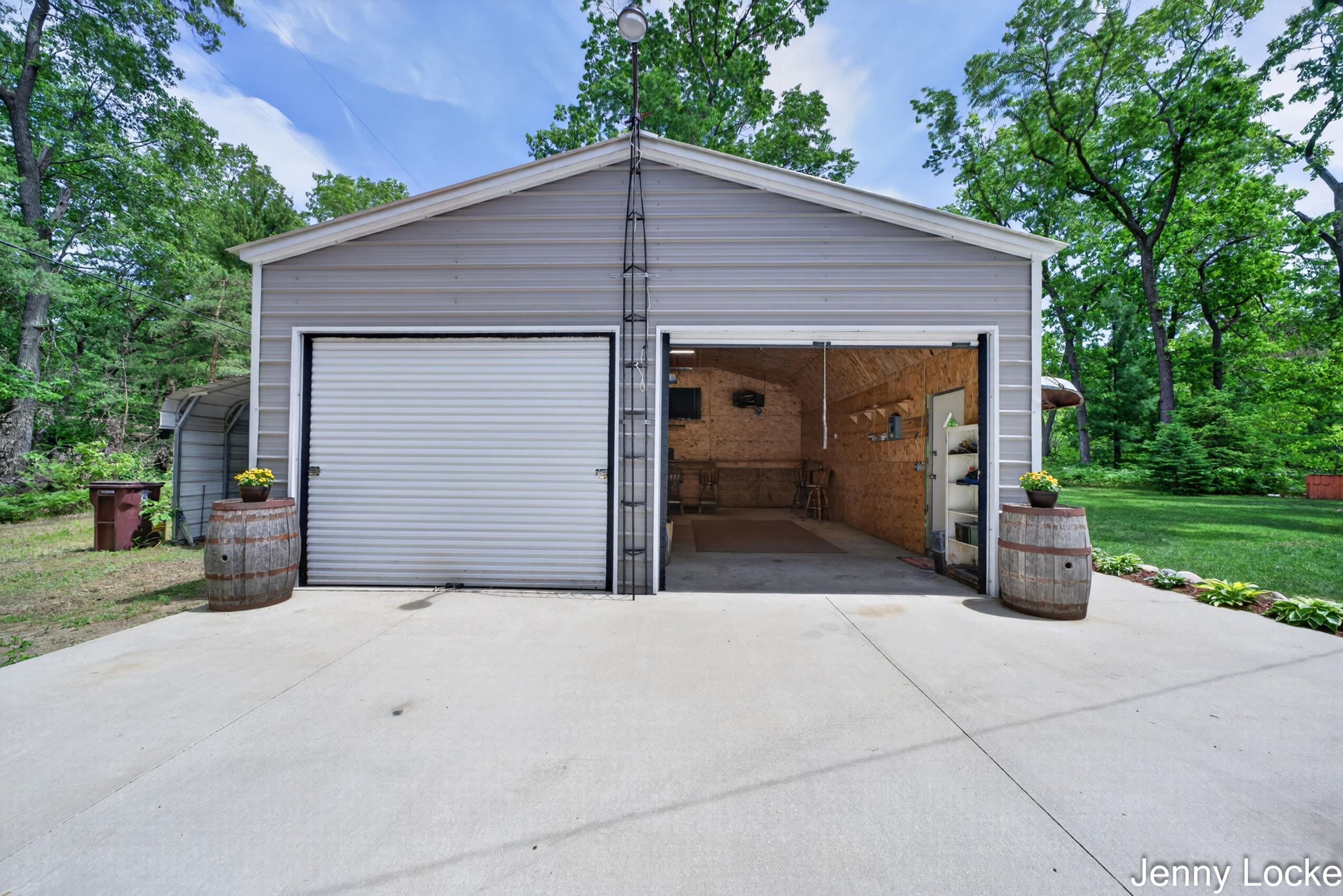 588 North Mill Iron Road Muskegon, MI 49442 - Photo 35 of 43 588 N Mill Iron Rd (42 of 51)