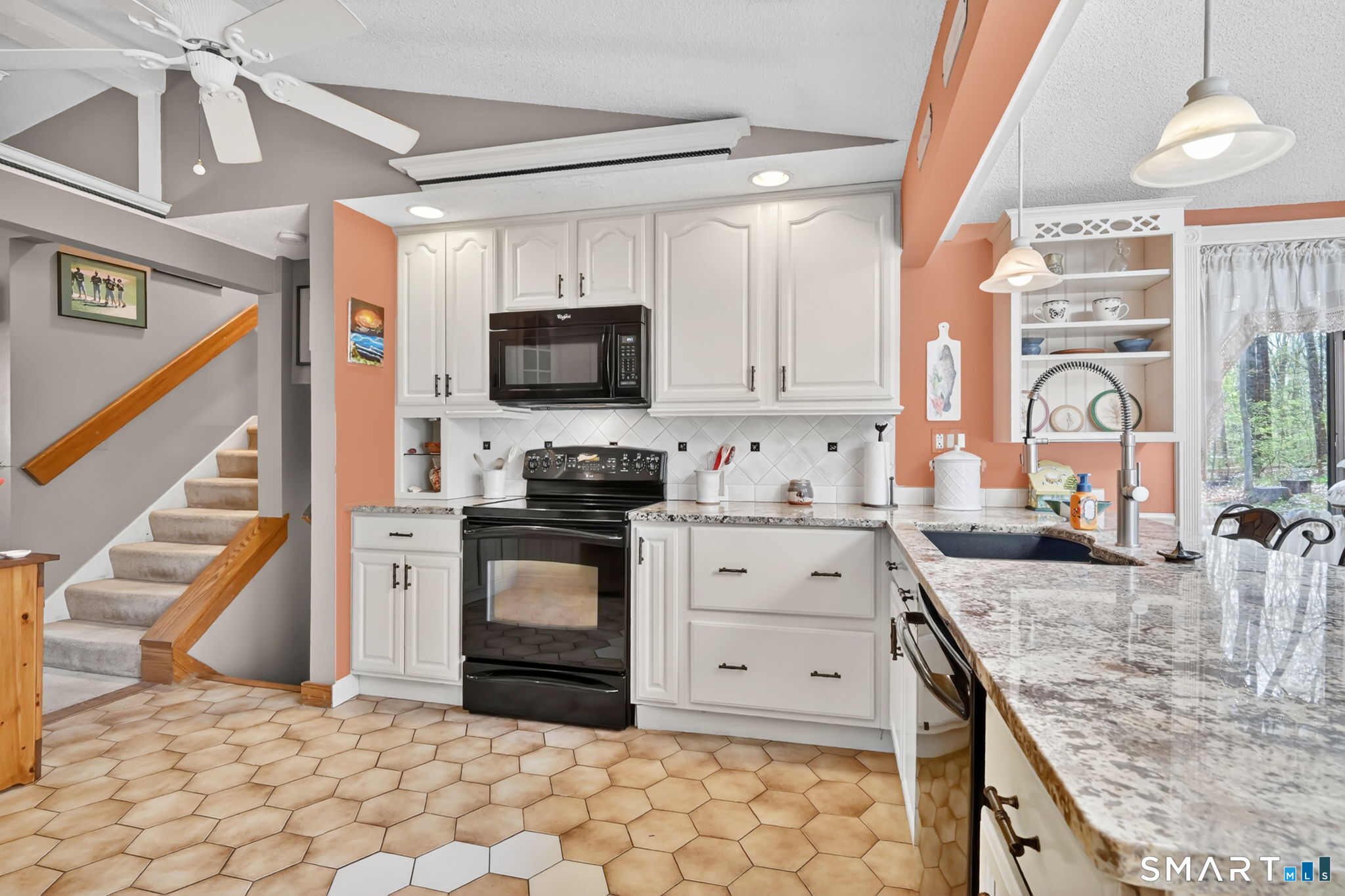 67 Dickinson Road Marlborough, CT 06447 - Photo 11 of 37