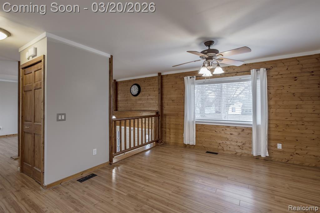 7691 Bridge Road Waterford, MI 48329 - Photo 13 of 40 Gallery Image 13