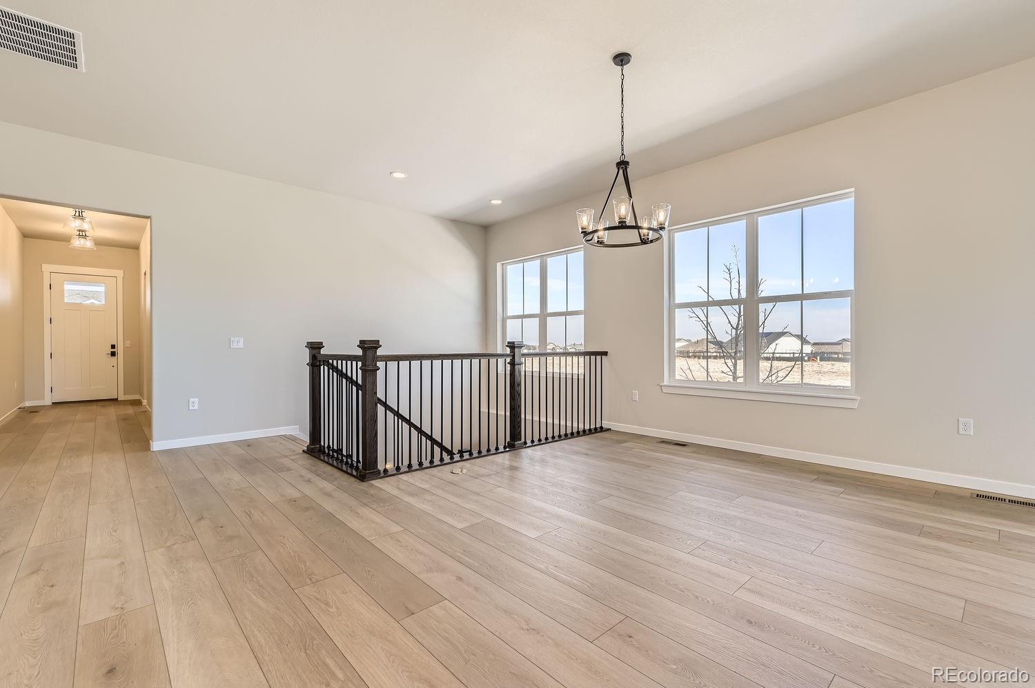 8926 South Rome Court Aurora, CO 80016 - Photo 13 of 29