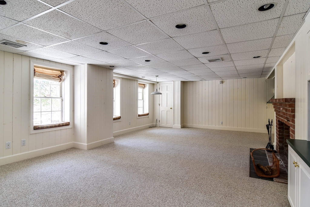 9 Buttercup Lane Dover, MA 02030 - Photo 27 of 36