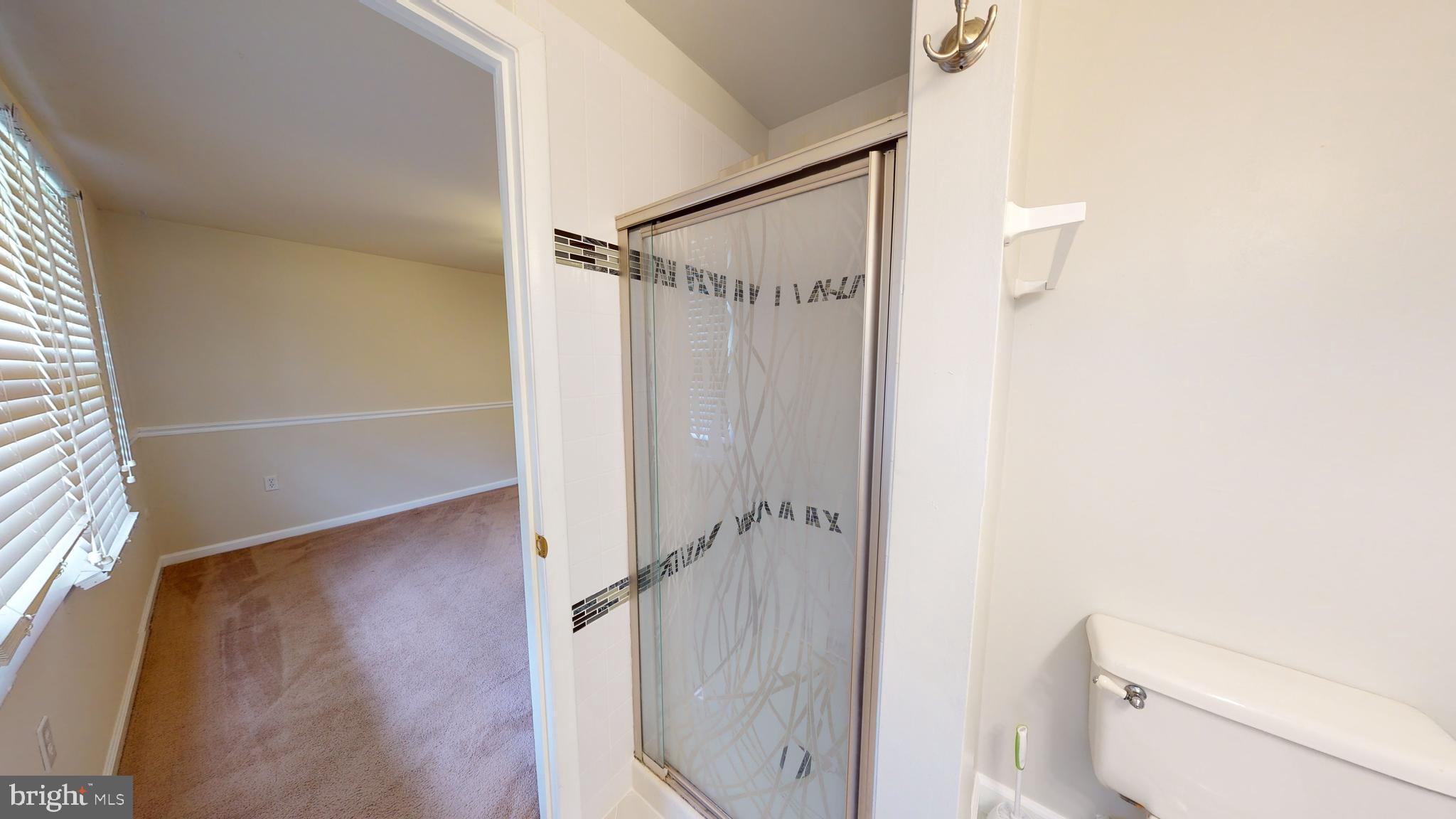 6103 Ronna Circle Waldorf, MD 20601 - Photo 35 of 37 Master Bathroom