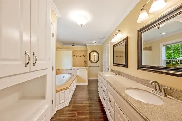 $689,500 | 260 Susan Drive, Pottsboro, TX 75076