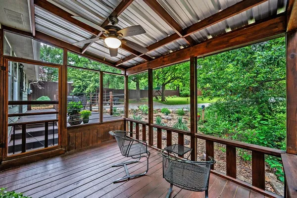 $689,500 | 260 Susan Drive, Pottsboro, TX 75076