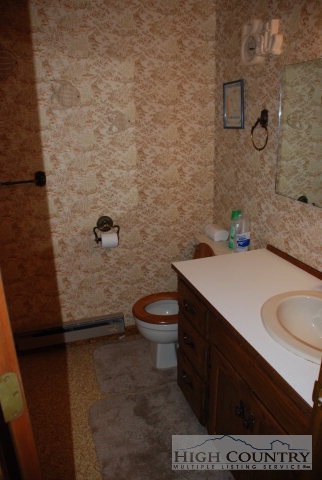 198 Sexton Road West Jefferson, NC 28694 - Photo 5 of 25 Gallery Image 5