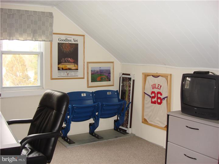 19 Congress Avenue Springfield, PA 19064 - Photo 16 of 18 Bonus Room