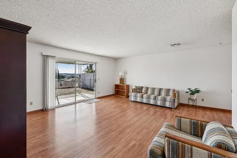 $795,000 | 10647 Montura Court, Santee, CA 92071