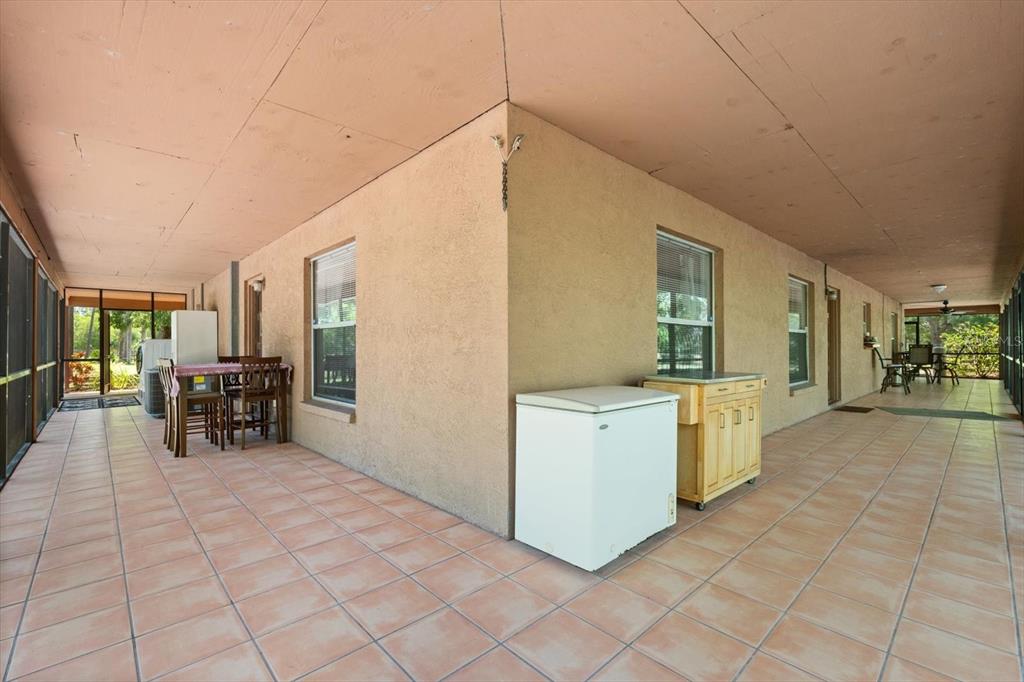 13719 Seminole Trail Wimauma, FL 33598 - Photo 31 of 68