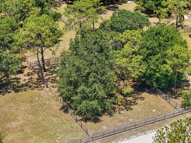 $850,000 | 13719 Seminole Trail, Wimauma, FL 33598