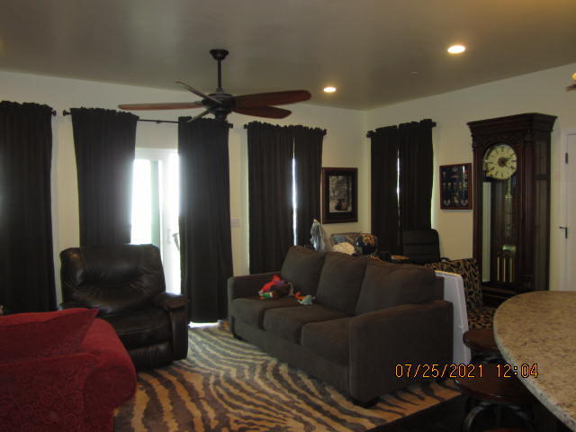 246 Hemlock Road Whitethorn, CA 95589 - Photo 4 of 9