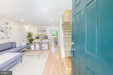 $370,000 | 20528 Strath Haven Drive, Gaithersburg, MD 20886