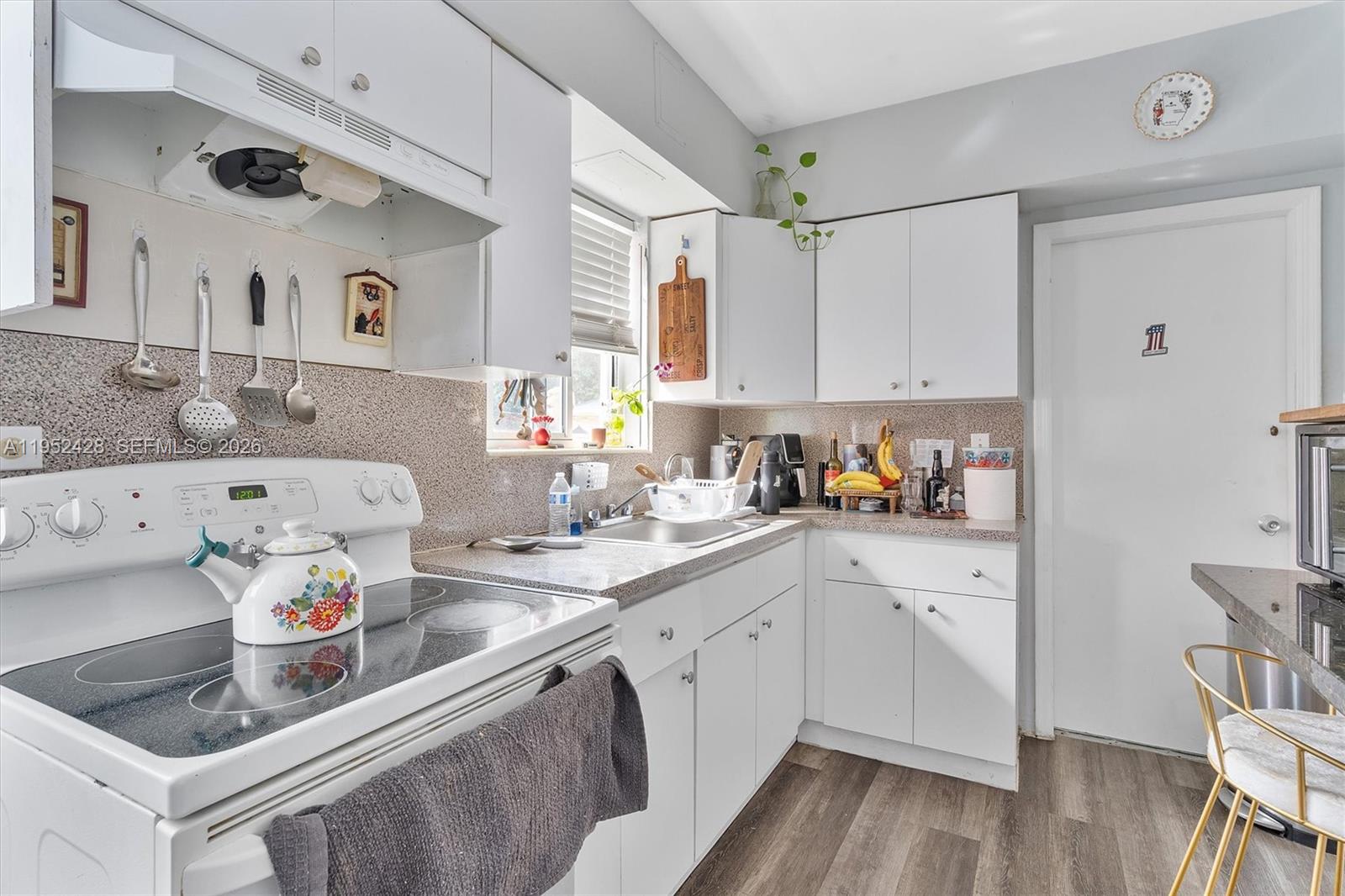 440 Northwest 119th Street Miami, FL 33168 - Photo 14 of 32