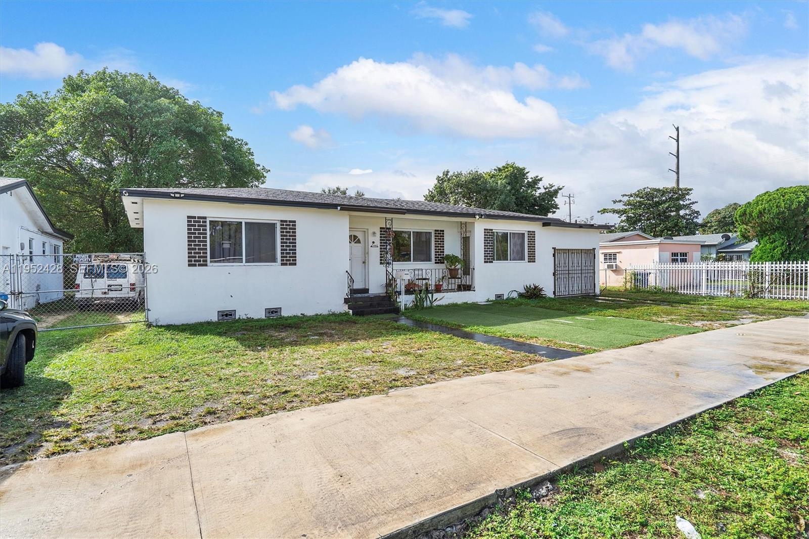 440 Northwest 119th Street Miami, FL 33168 - Photo 2 of 32