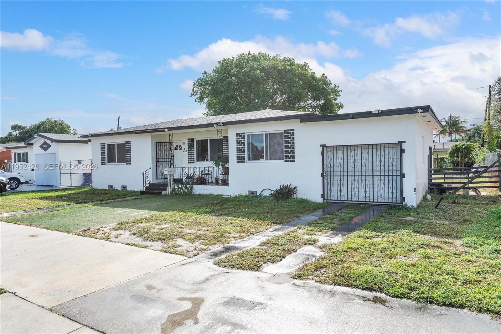 440 Northwest 119th Street Miami, FL 33168 - Photo 5 of 32