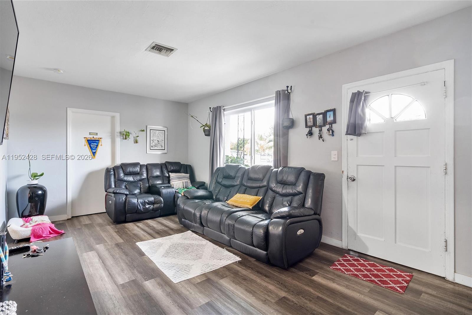 440 Northwest 119th Street Miami, FL 33168 - Photo 7 of 32