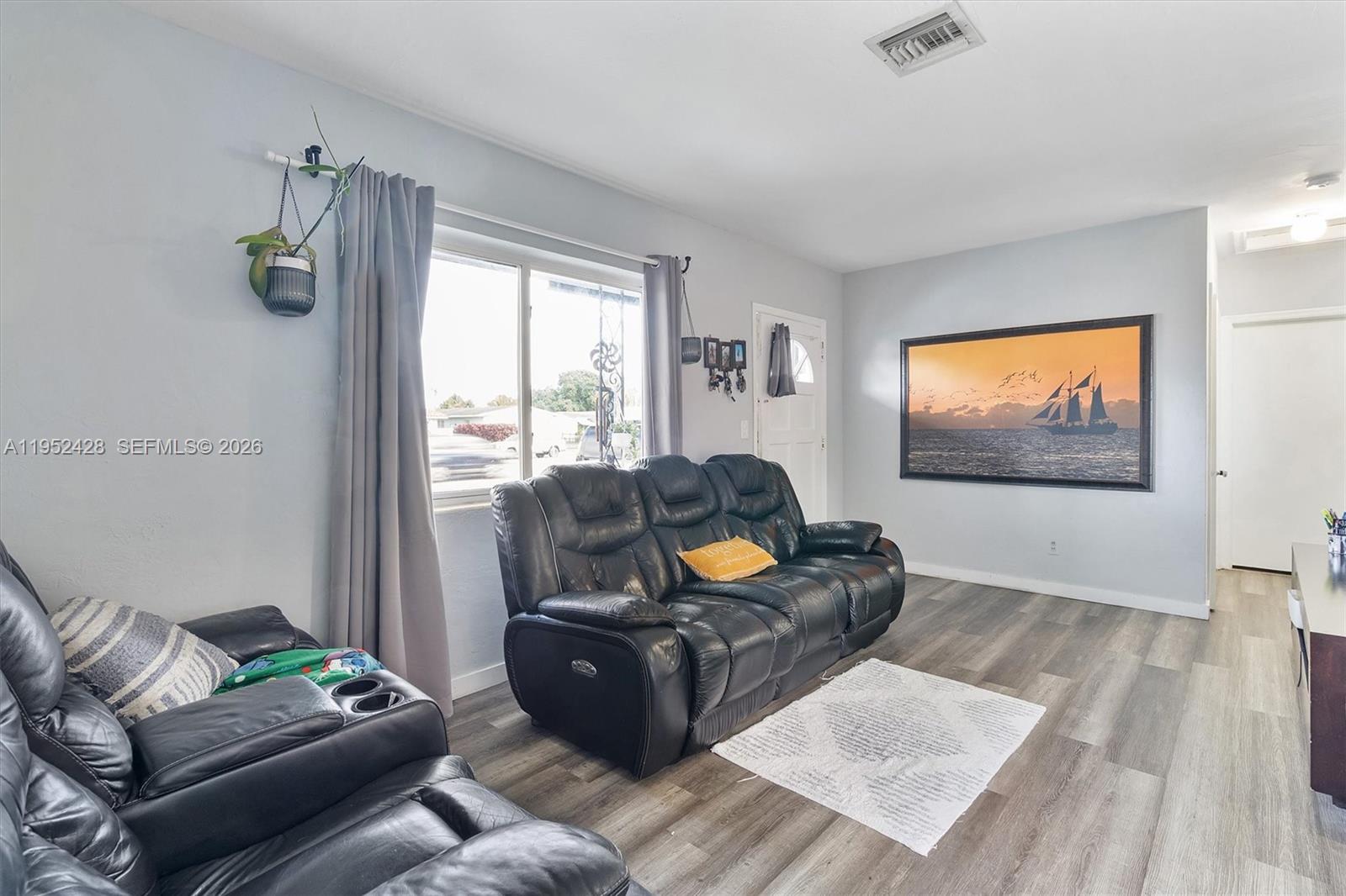 440 Northwest 119th Street Miami, FL 33168 - Photo 8 of 32