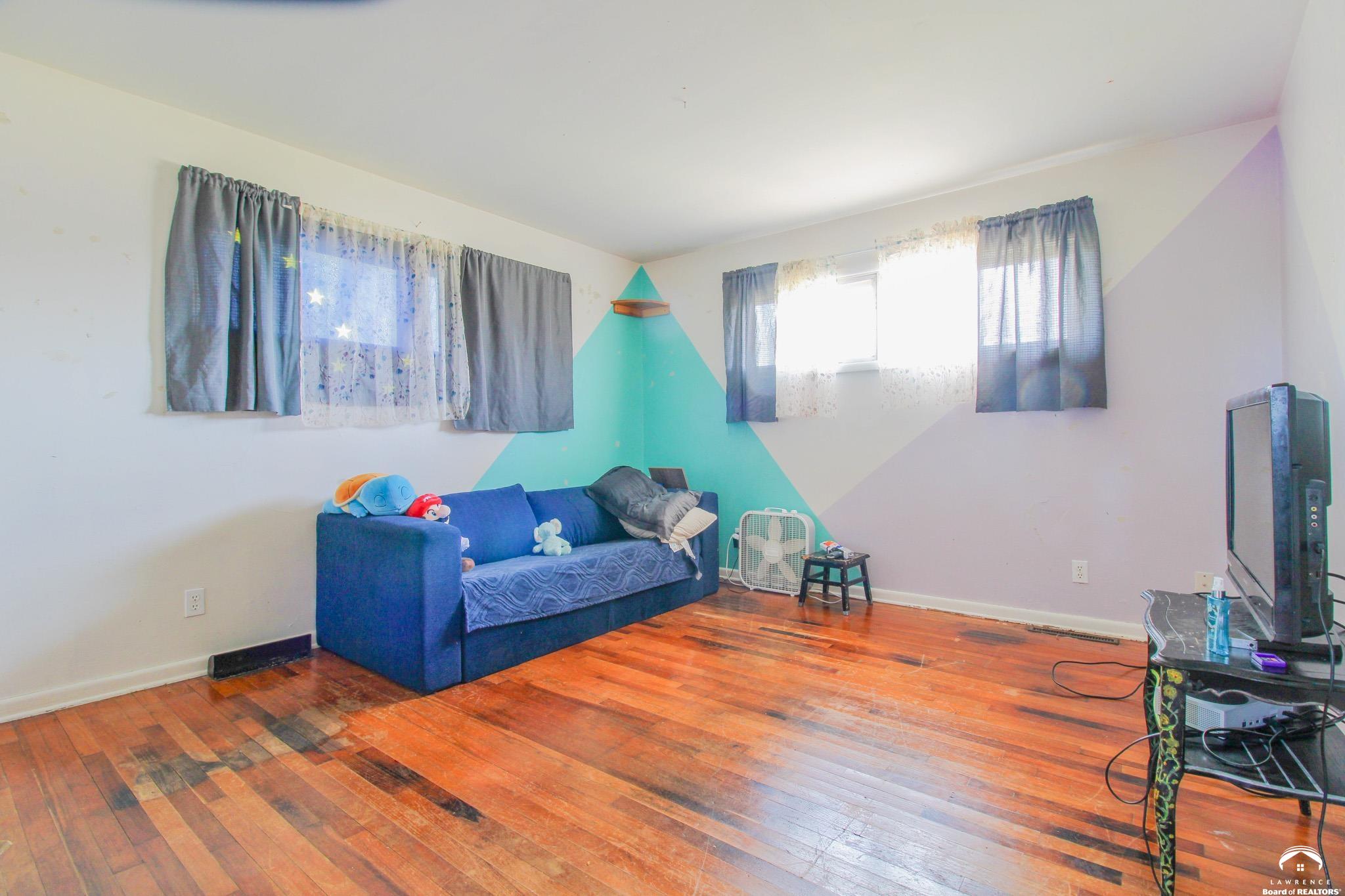 25388 Chieftain Road Lawrence, KS 66044 - Photo 13 of 39