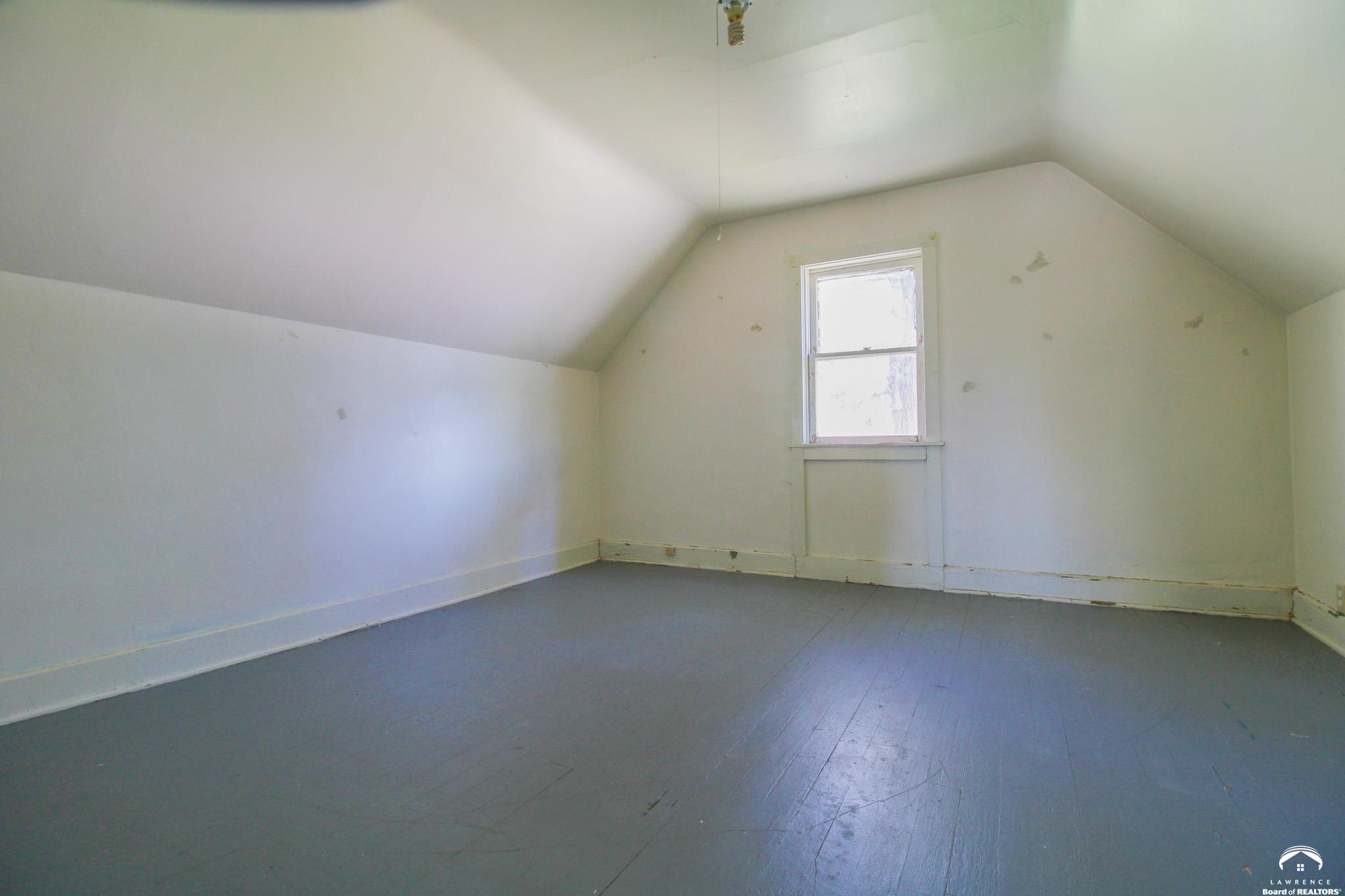 25388 Chieftain Road Lawrence, KS 66044 - Photo 28 of 39