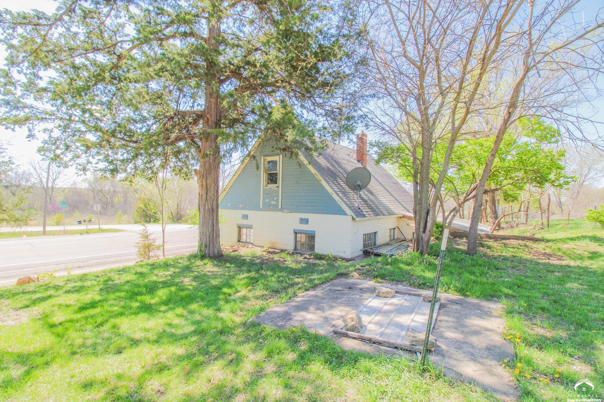 25388 Chieftain Road Lawrence, KS 66044 - Photo 30 of 39