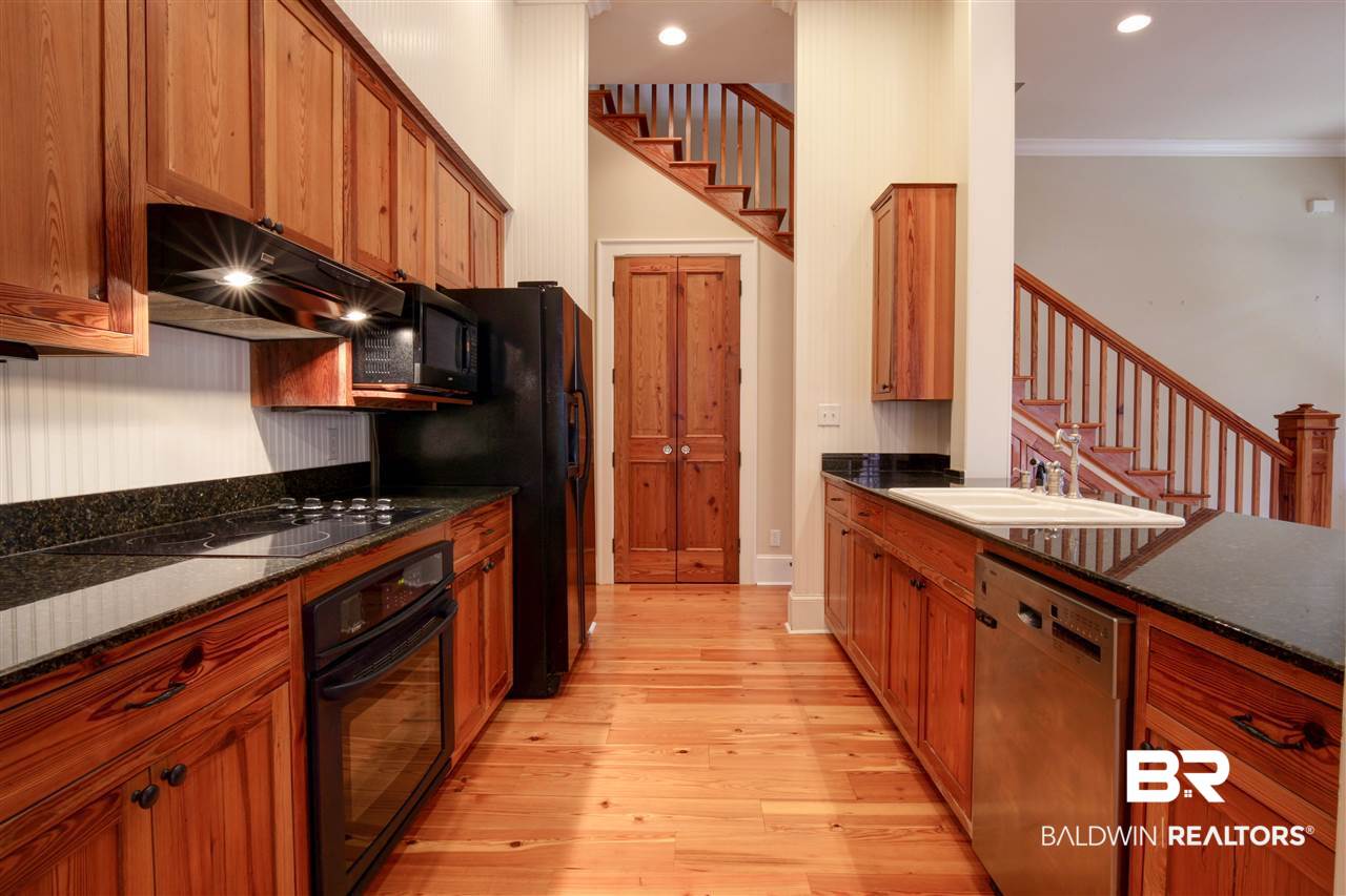 204 Oswalt Street, Unit B Fairhope, AL 36532 - Photo 7 of 21