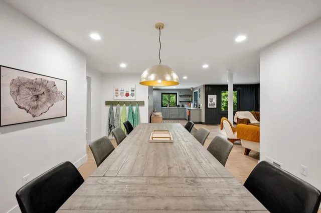 $835,000 | 5831 Browntown Road, Sawyer, MI 49125