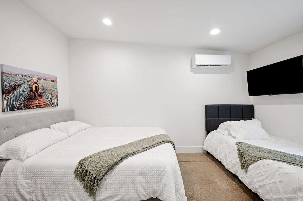 5831 Browntown Road Sawyer, MI 49125 - Photo 21 of 42 20