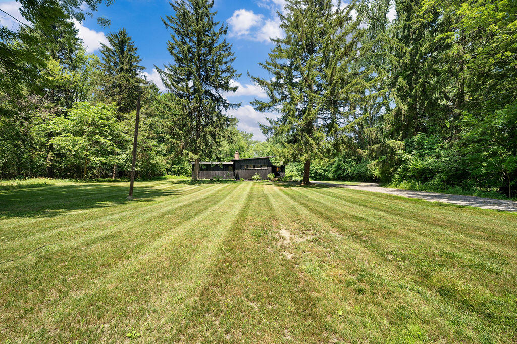 5831 Browntown Road Sawyer, MI 49125 - Photo 34 of 42 33