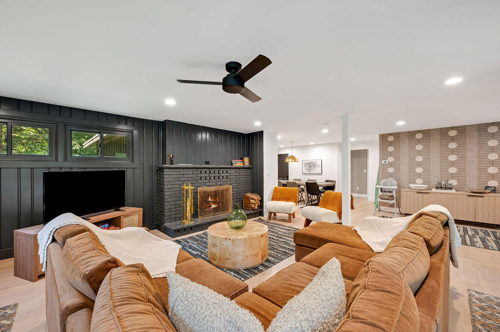 5831 Browntown Road Sawyer, MI 49125 - Photo 5 of 42 04