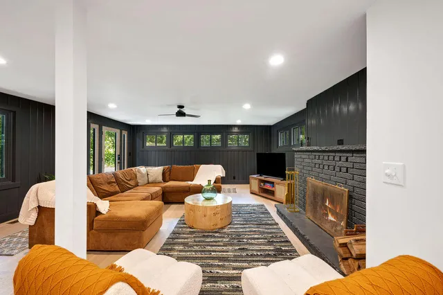 $835,000 | 5831 Browntown Road, Sawyer, MI 49125