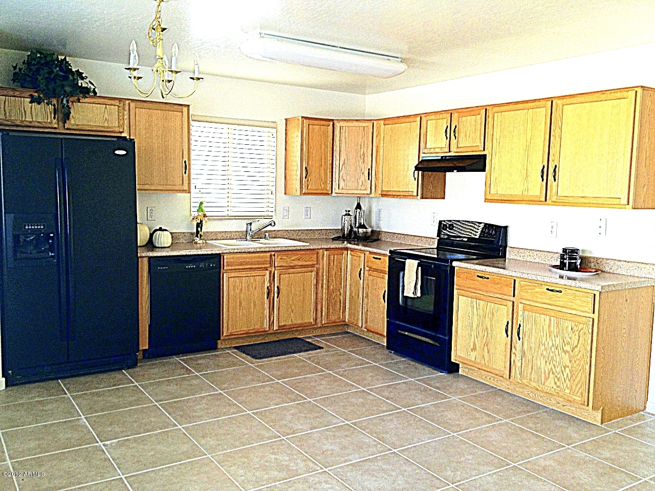 6524 East Refuge Road Florence, AZ 85132 - Photo 4 of 28 Cozy Kitchen 2