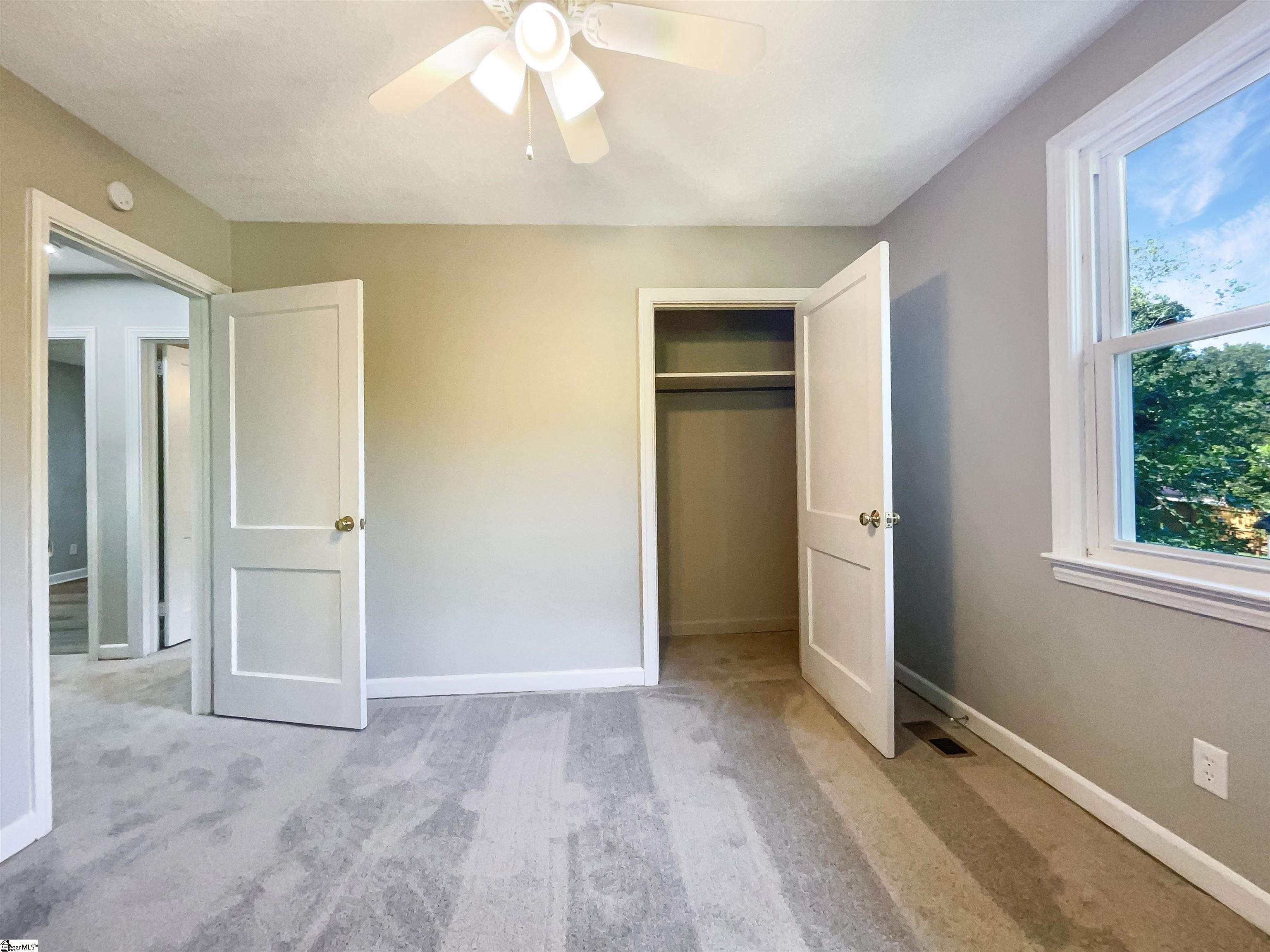 921 Barnwell Road Spartanburg, SC 29303 - Photo 13 of 17