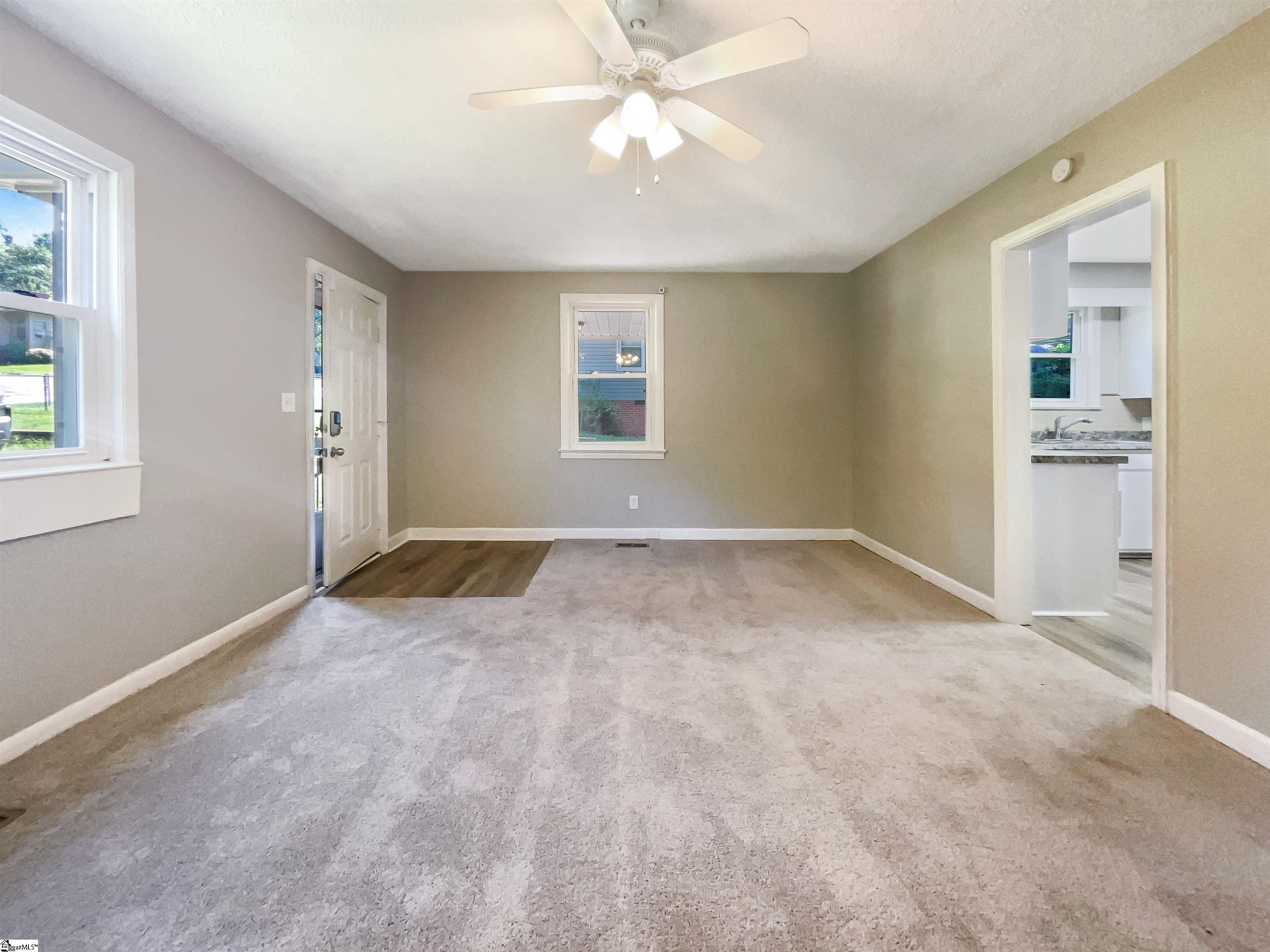 921 Barnwell Road Spartanburg, SC 29303 - Photo 5 of 17