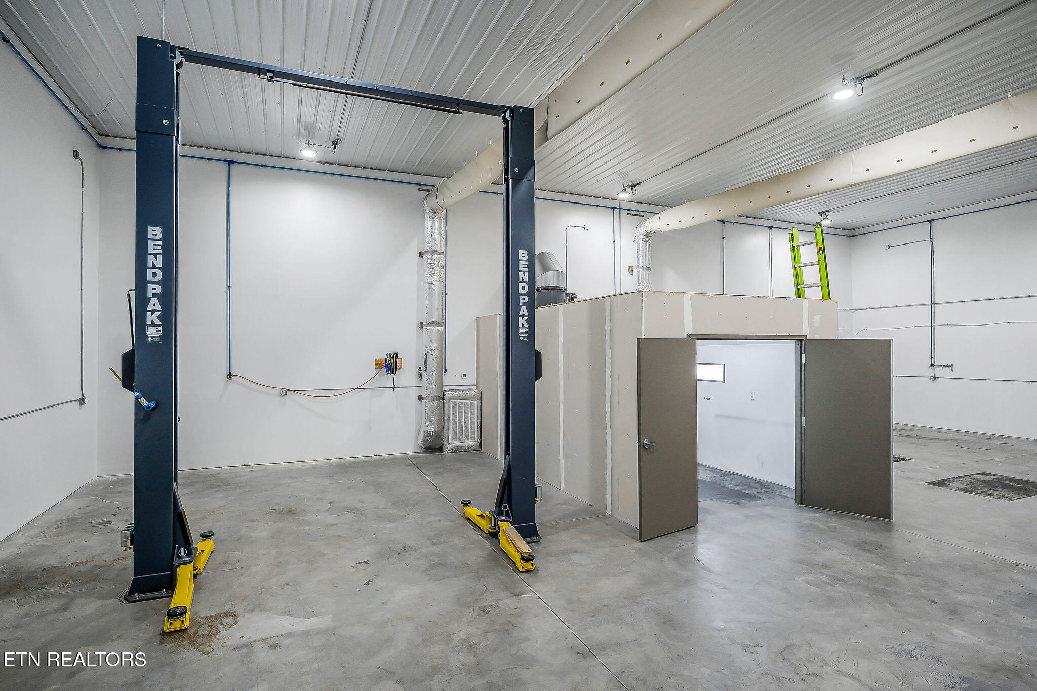 1899 Cow Pen Road Crossville, TN 38571 - Photo 46 of 53 DSC09303