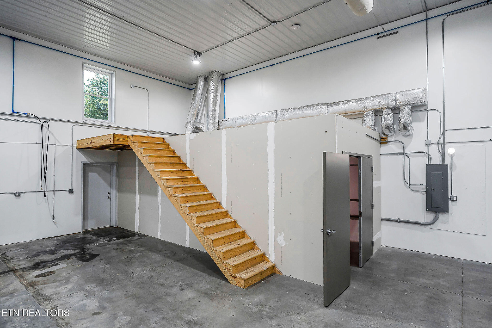 1899 Cow Pen Road Crossville, TN 38571 - Photo 48 of 53 DSC09305