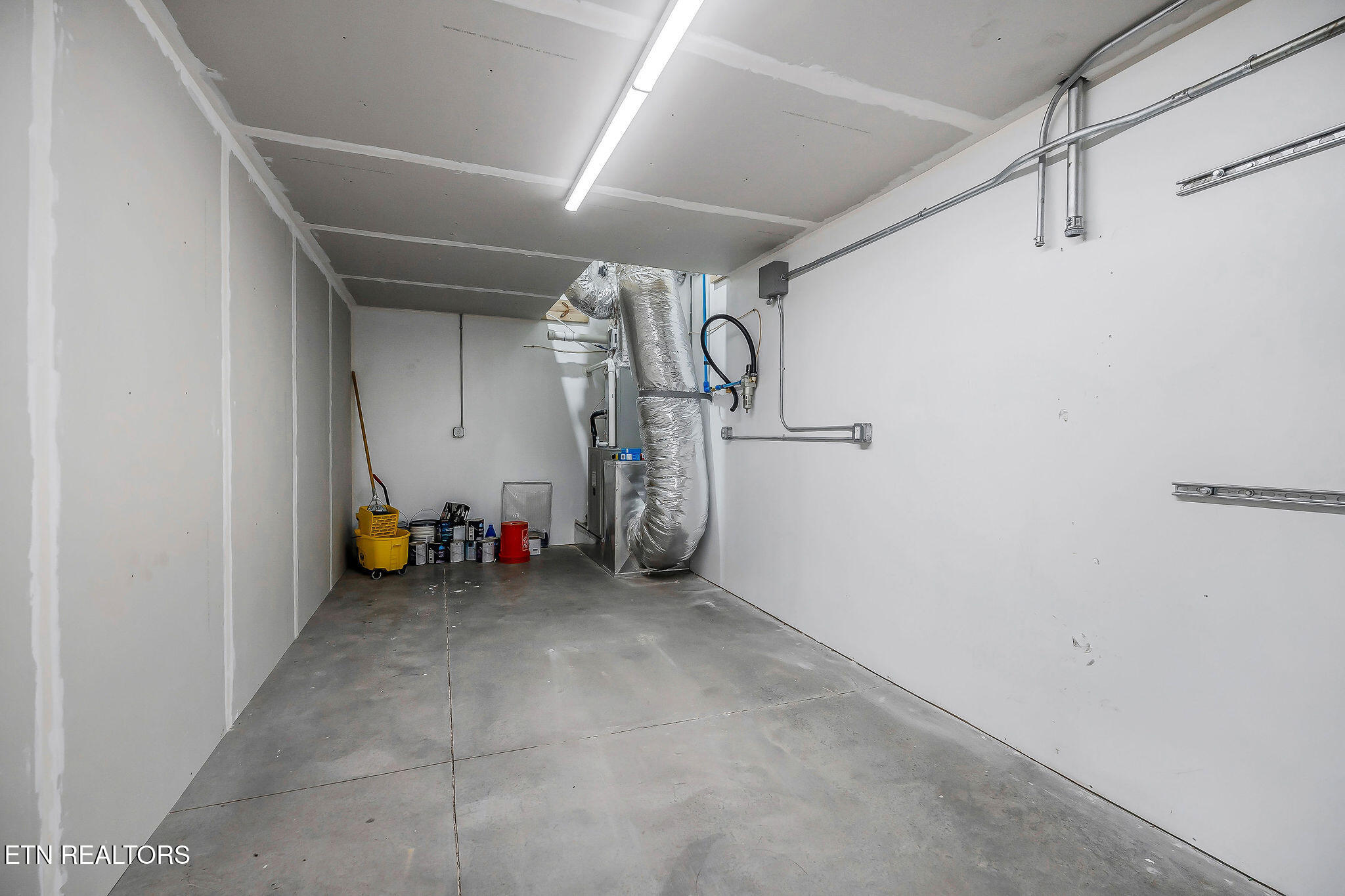 1899 Cow Pen Road Crossville, TN 38571 - Photo 49 of 53 DSC09306