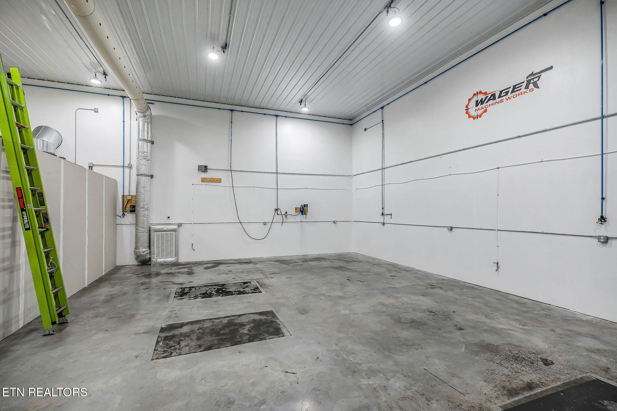 1899 Cow Pen Road Crossville, TN 38571 - Photo 51 of 53 DSC09308