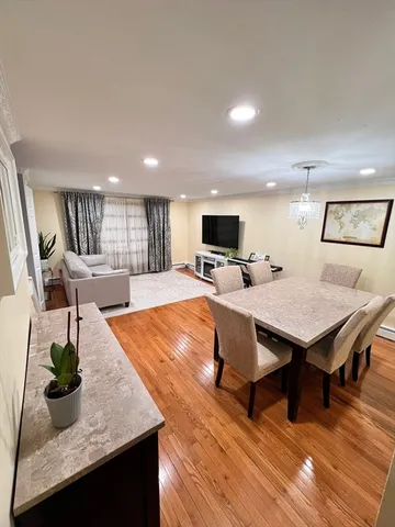 $3,200 | 108 Kingston Street, Unit 108, North Andover, MA 01845