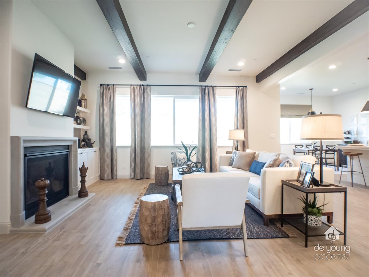 2924 Portland Avenue Clovis, CA 93619 - Photo 2 of 25