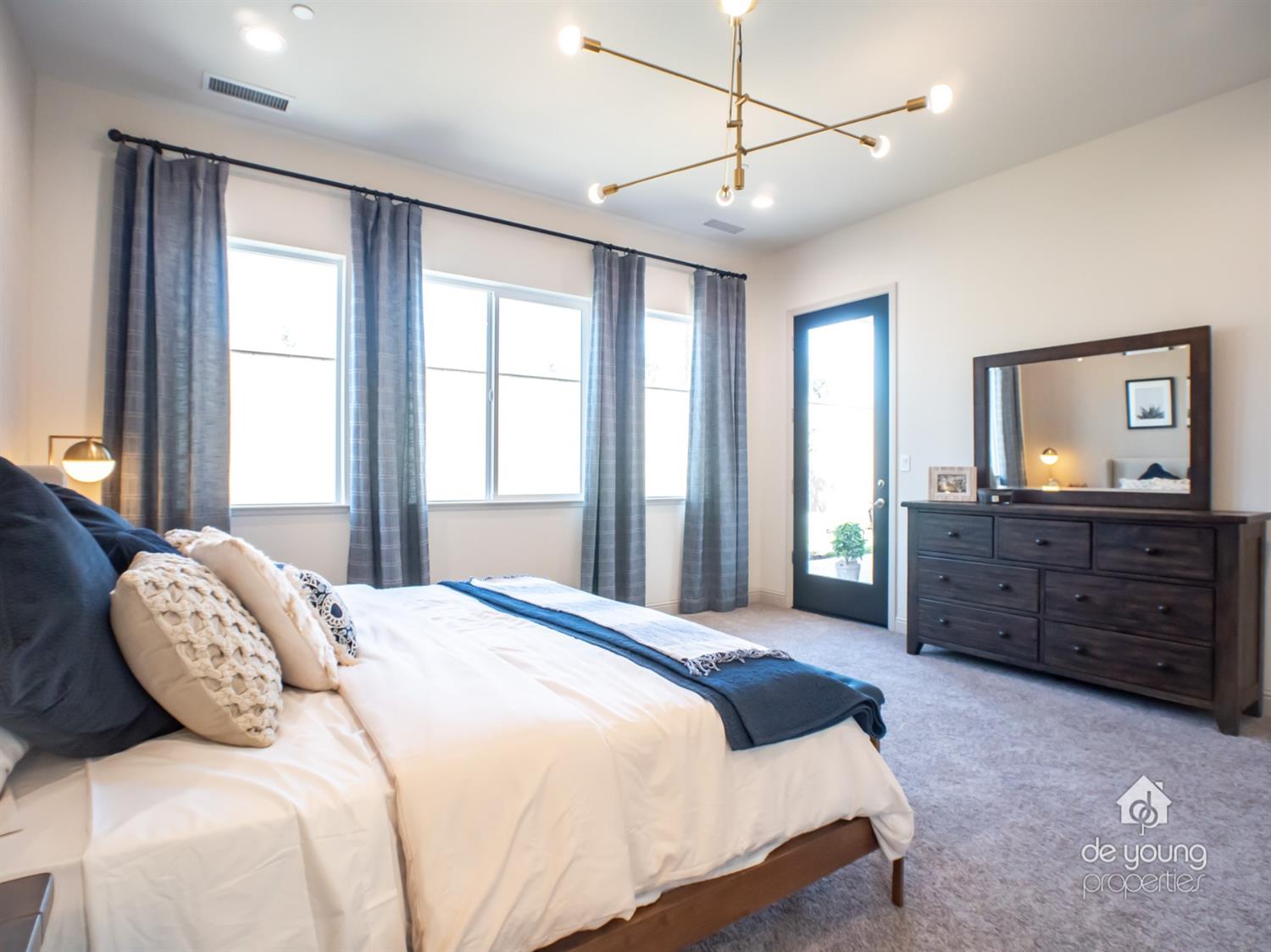 2924 Portland Avenue Clovis, CA 93619 - Photo 19 of 25