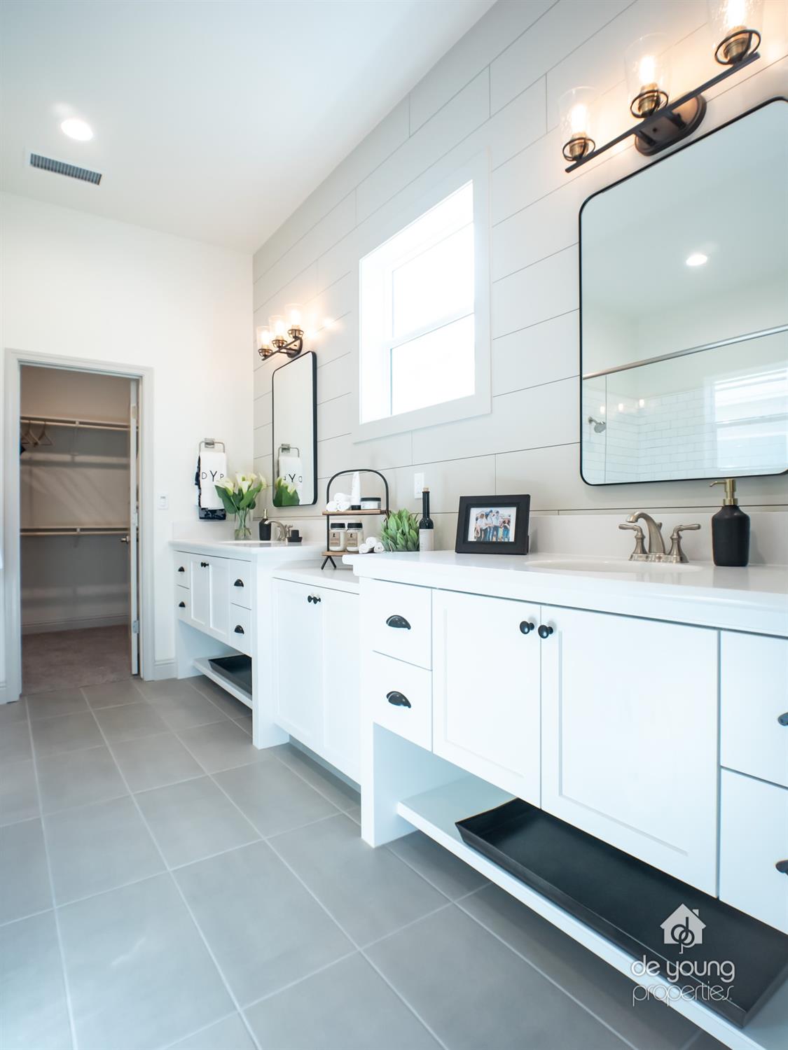 2924 Portland Avenue Clovis, CA 93619 - Photo 21 of 25