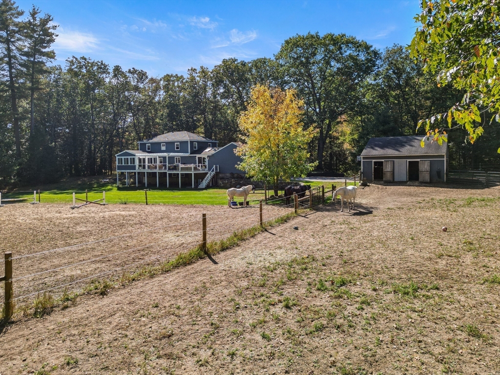 34 Roberts Road Boxford, MA 01921 - Photo 6 of 41