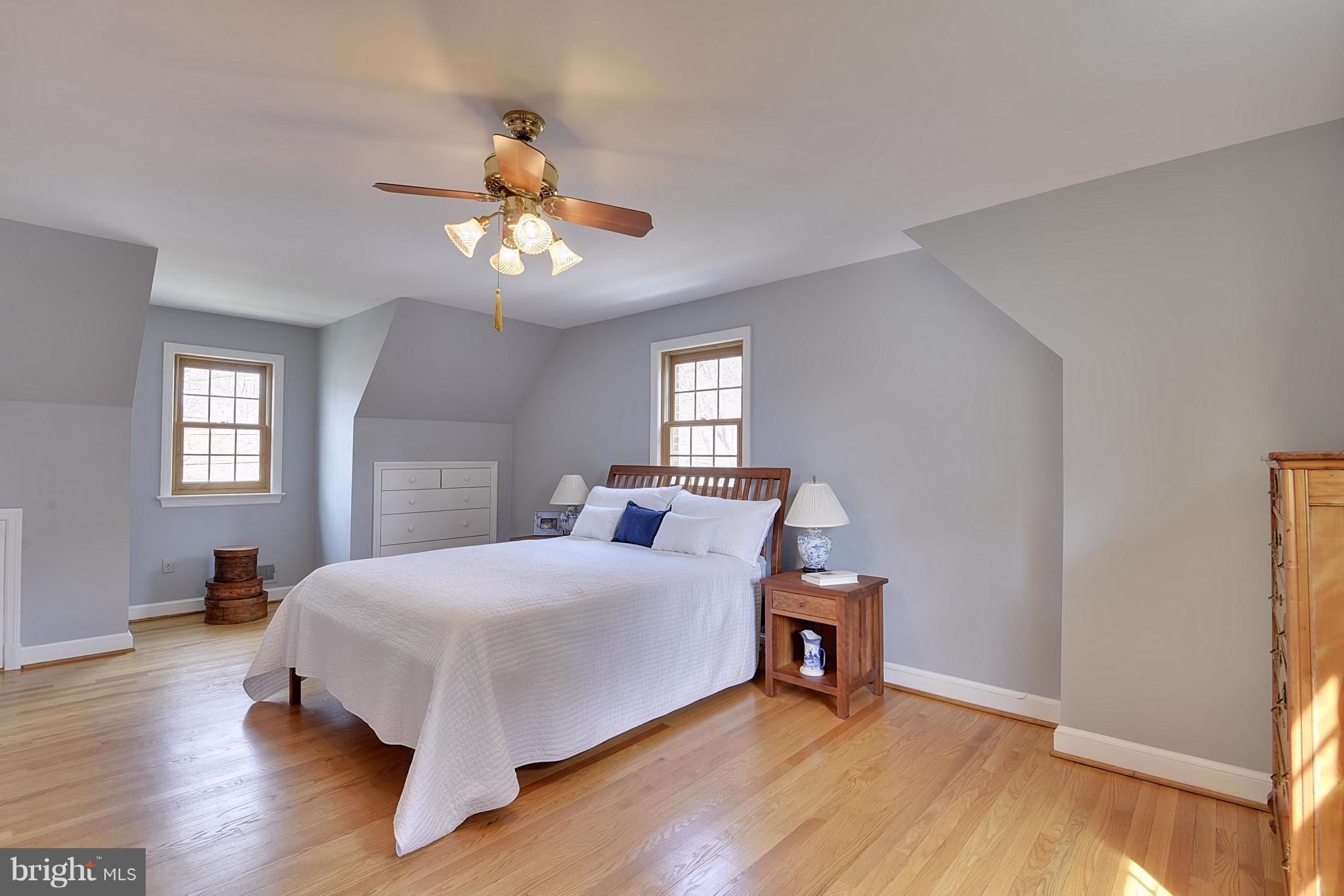 4606 Woodfield Road Bethesda, MD 20814 - Photo 11 of 25 Bedroom (Master)