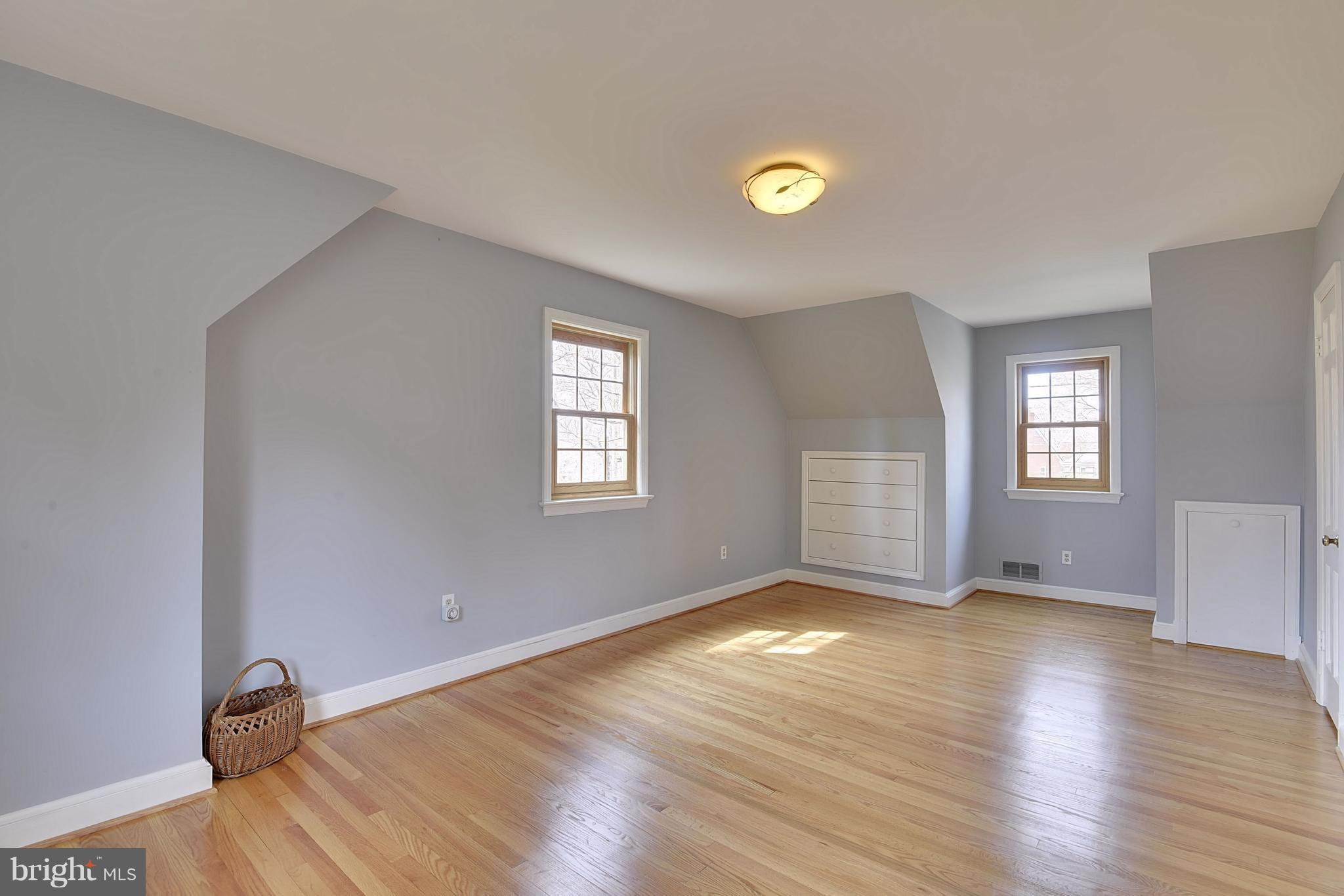 4606 Woodfield Road Bethesda, MD 20814 - Photo 15 of 25 4th 2 closets plus access to storage